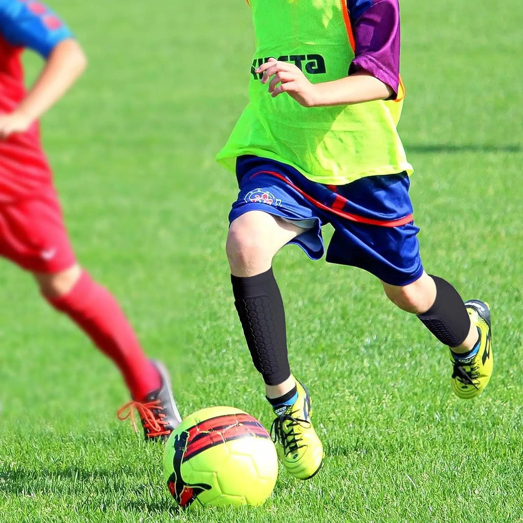 (XS-2XL)1 Pair Kids Teen Soccer Shin Pads Anti-collision
